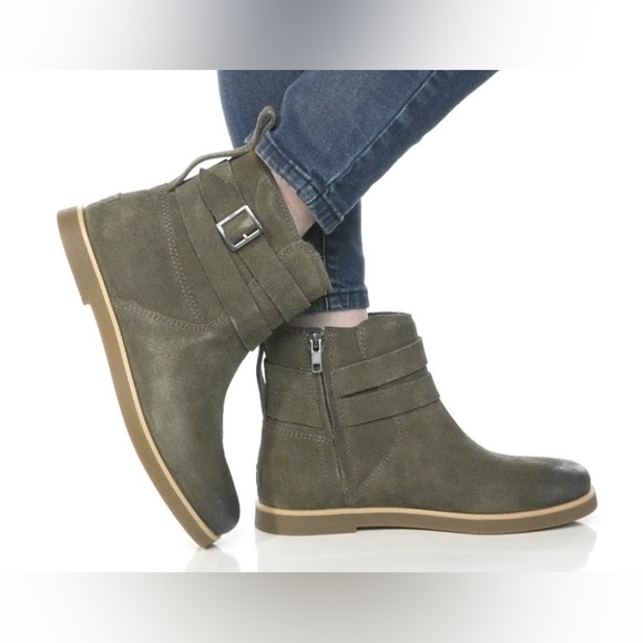 UGG Josefene ankle boot - Picture 1 of 5